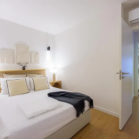 Prime Living - Anjos アパート