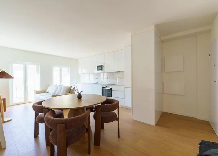 Prime Living - Anjos Apartmán