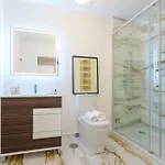 Prime Living - Anjos Apartmán